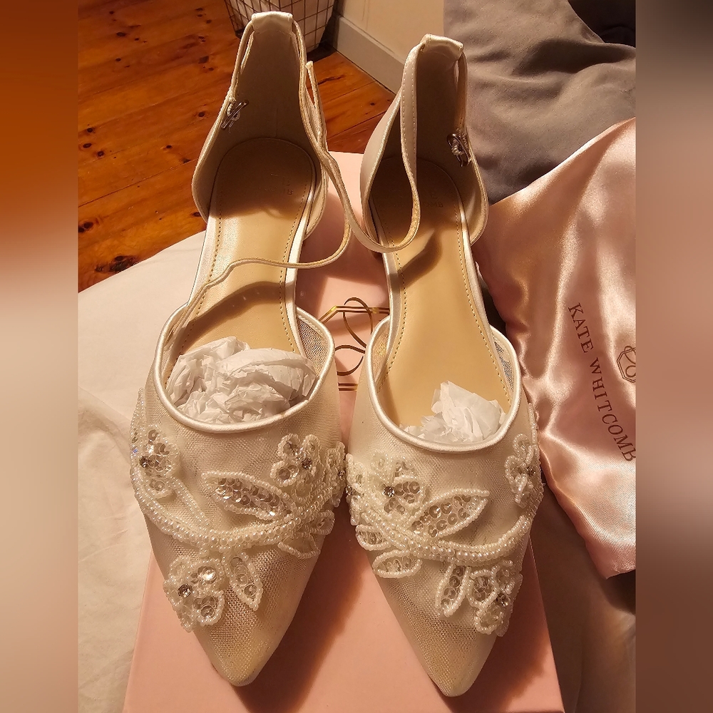 Size 8.5 Brooklyn Ivory Bridal Shoes